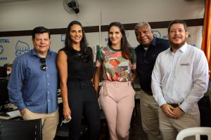 Escola Municipal Profª Maridalva de Fátima Palamar recebe laboratório de informática