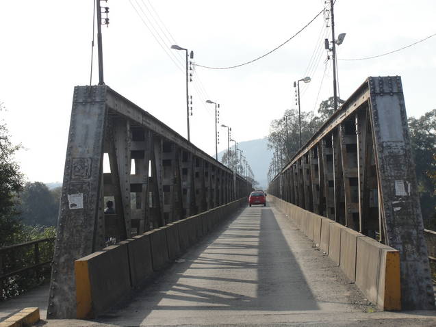 A nossa histórica ponte ferroviária Machado da Costa
