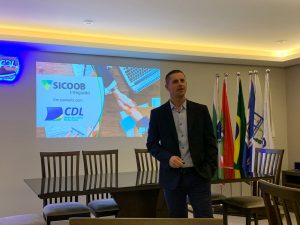 Parceria entre CDL e Sicoob disponibilizará crédito para comerciantes do Vale do Iguaçu