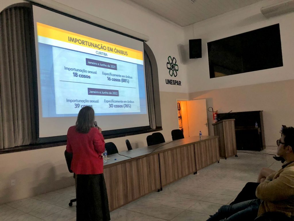 União da Vitória debate feminicídio