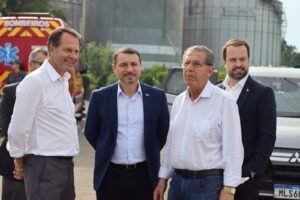 Carlos Moisés recebe título de cidadão honorário de Porto União