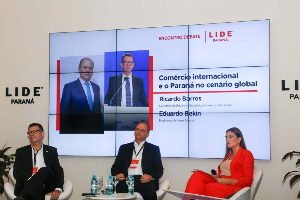 COLUNA PELO PARANÁ: Ações de governo