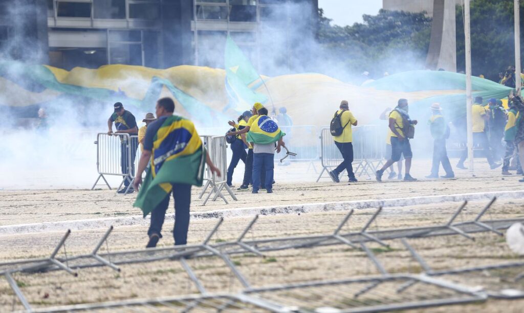 Opinião: "O Brasil é um país de radicais?"