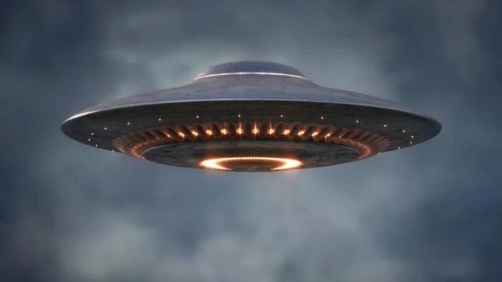 Um alienígena visita nossa democracia