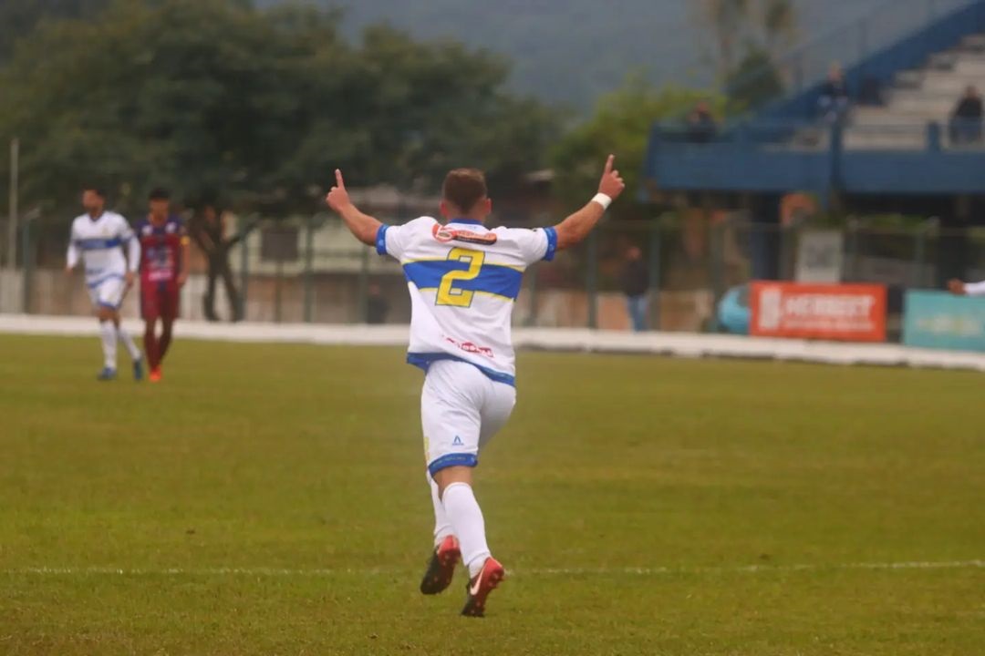Embalado no campeonato, Iguaçu enfrenta Andraus no domingo