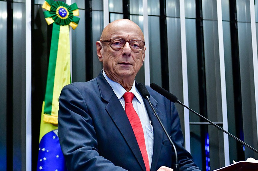 Catarinense paga a conta de apagão e alta do combustível