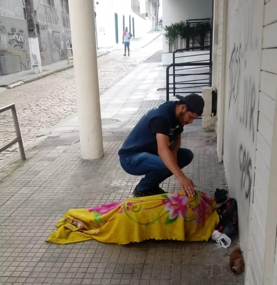 COLUNA PELO ESTADO: Florianópolis é refúgio para pessoas em situação de rua