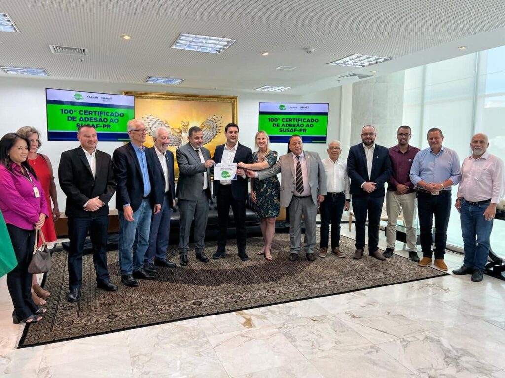 Bakri comemora concessão de selo de sanidade agroindustrial a União da Vitória