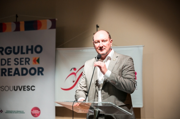 Encontro reúne vereadores na Alesc