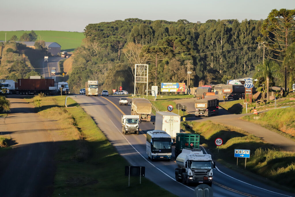 Pedágio dos lotes 1 e 2 terá valores entre R$7,60 e R$22,60 para carros