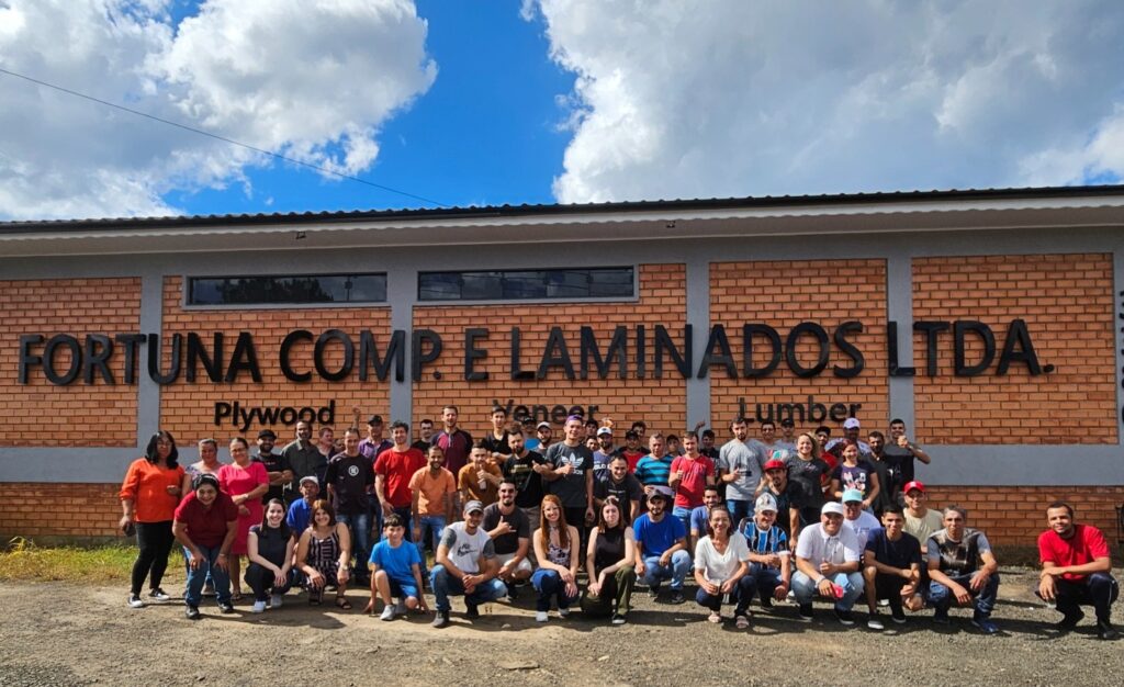 Fortuna Compensados e Laminados LTDA comemora Dia do Trabalhador