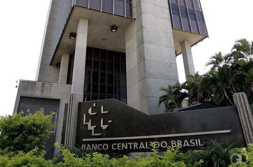 COLUNA PELO ESTADO: Economia do país vai de mal a pior