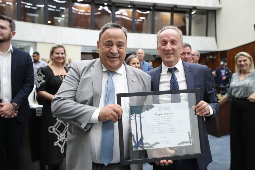 Iniciativa de Deputado Hussein Bakri homenageia os 86 anos da Pormade Portas