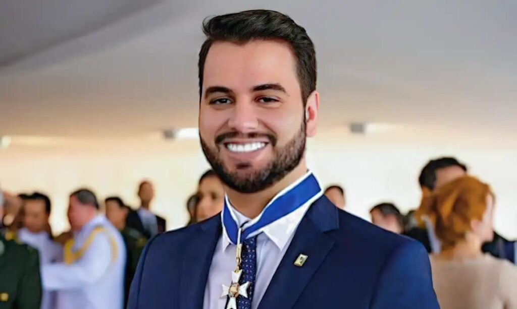 Opinião: Filipe Martins, condenado pelo STF a morrer em vida