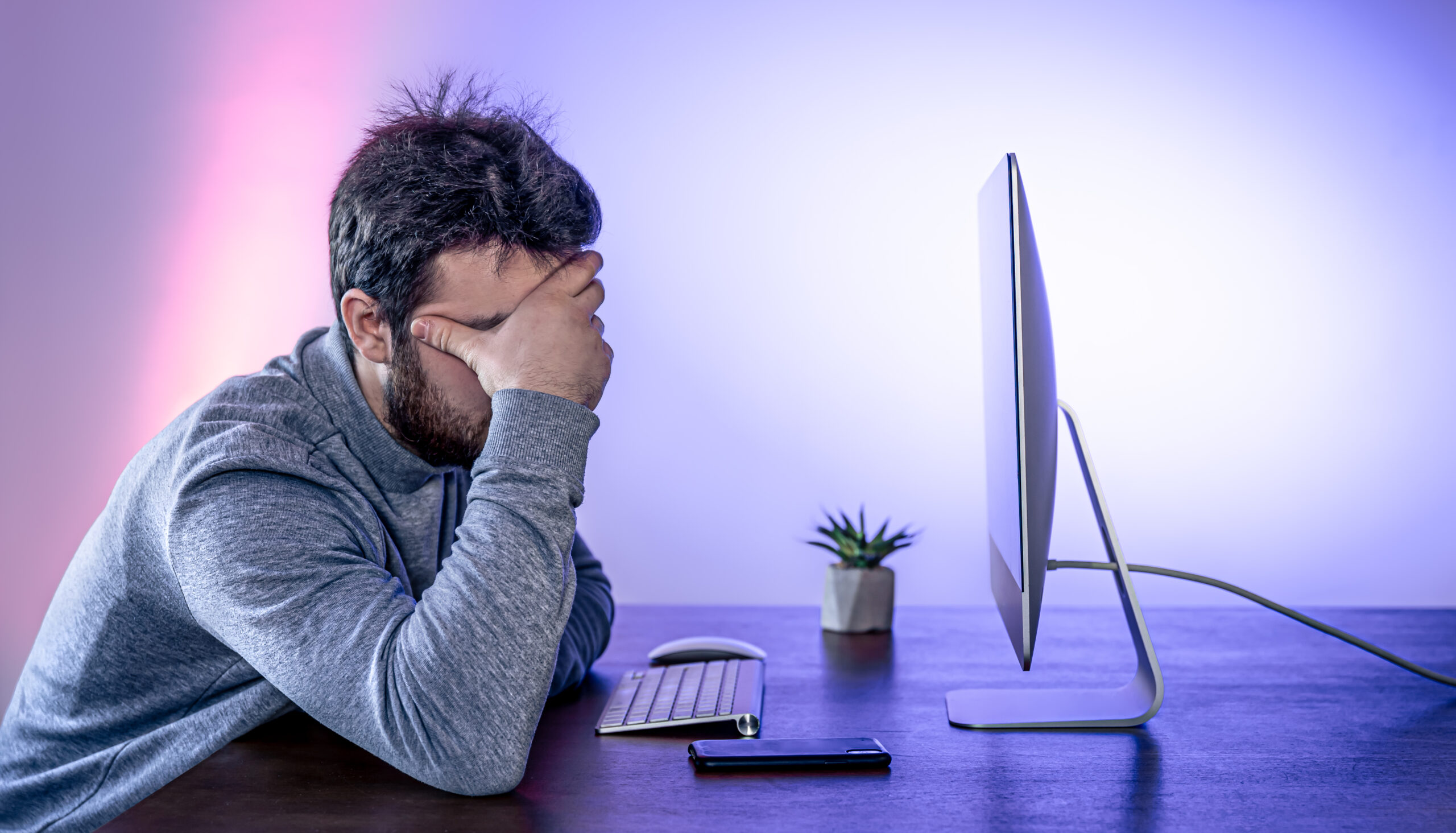 NR-1: Cuidado com saúde mental no ambiente de trabalho agora é Lei
