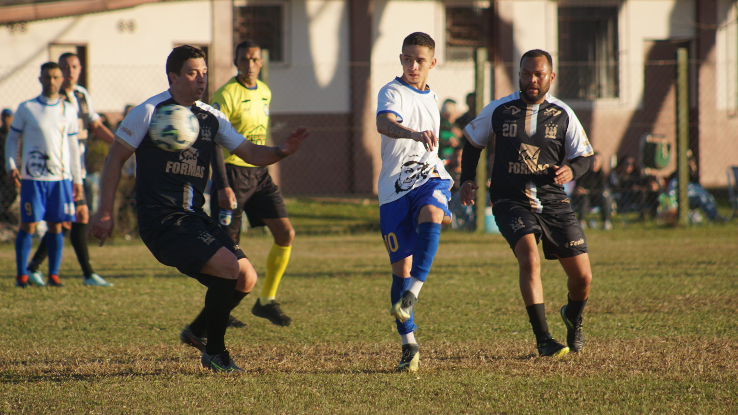 Esportes: finais do varzeano, brasileiro de karatê e geração olímpica