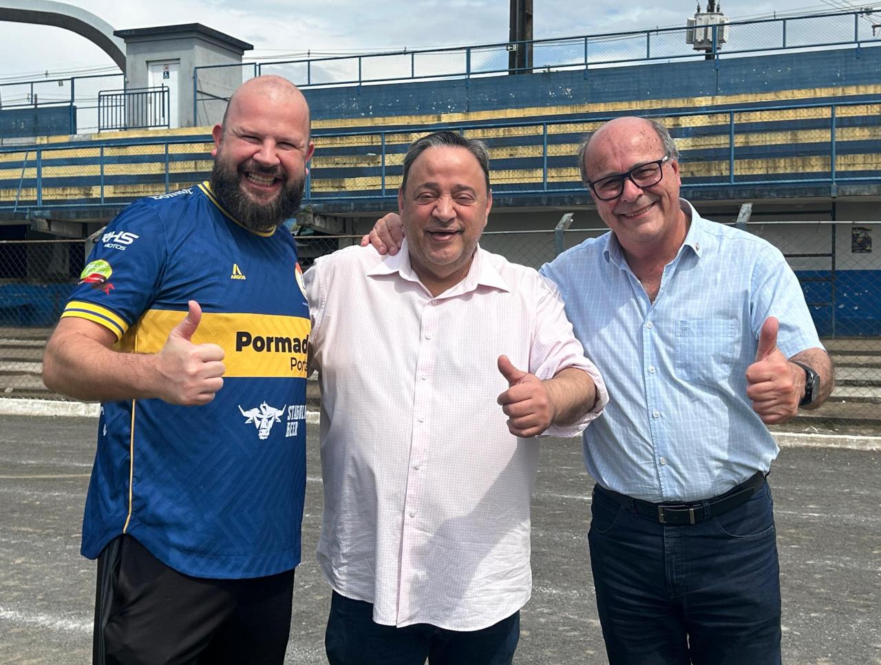 Hussein Bakri garante R$ 358 mil para iluminação no Estádio Antiocho Pereira