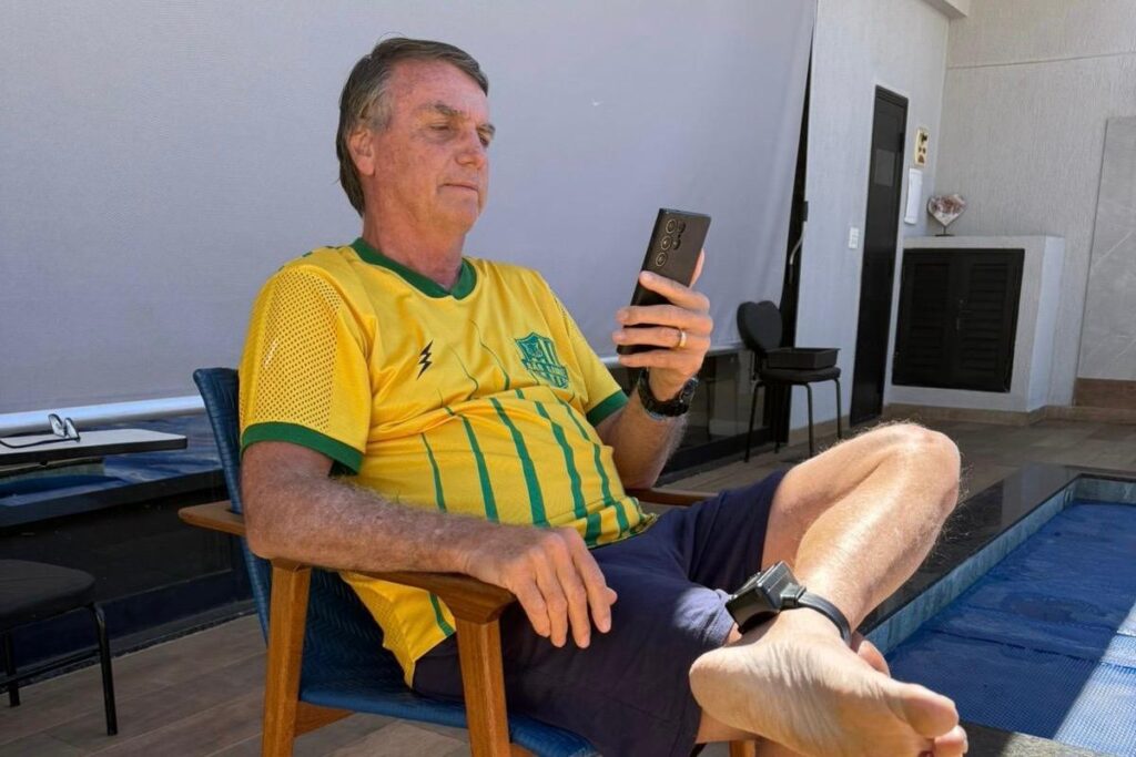 COLUNA PELO ESTADO: Bolsonaro aguarda autorização para receber visitas 