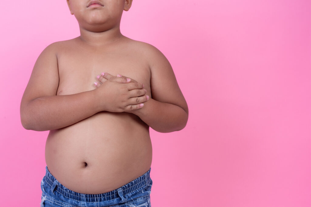 Unicef alerta para avanço da obesidade infantil; nutricionista dá dicas aos pais