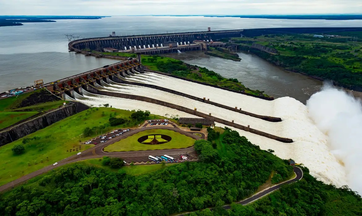 COLUNA PELO PARANÁ: Novo mercado