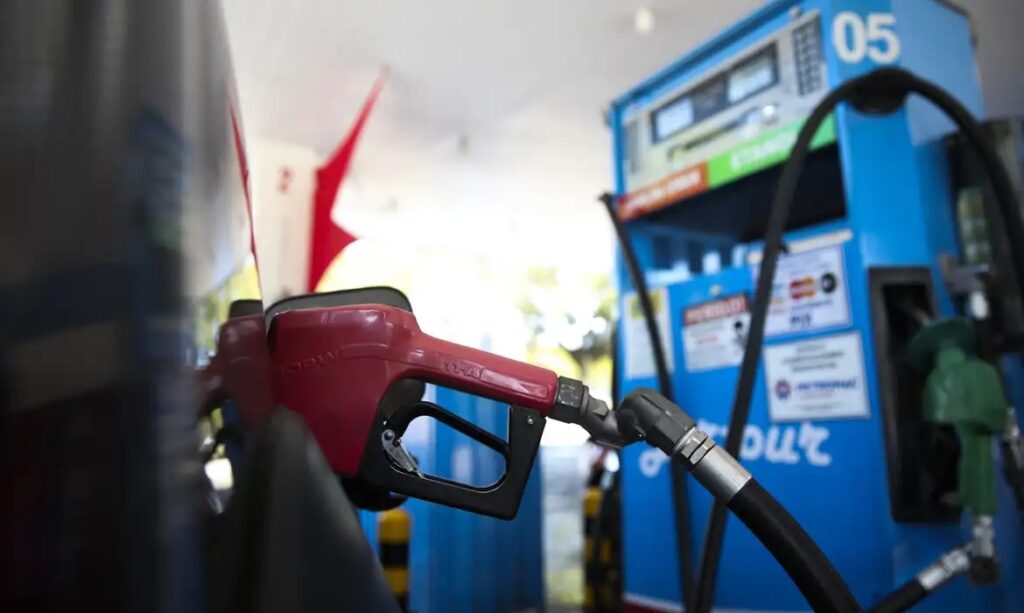 Diesel em alta pressiona transporte coletivo e amplia incertezas em União da Vitória